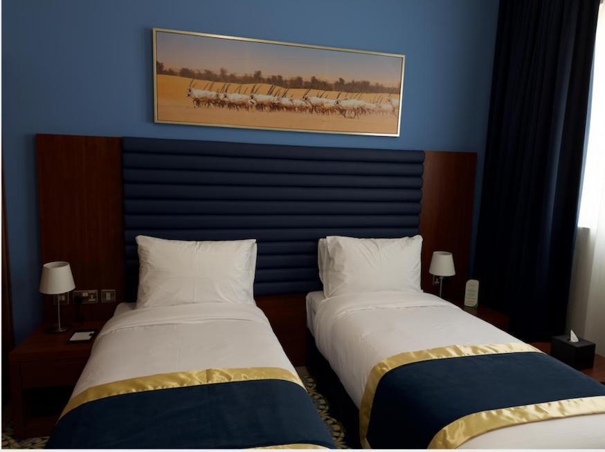 Baniyas Plaza Hotel Apartments Abu Dhabi Ngoại thất bức ảnh